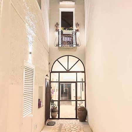 The Art Of Leo Bed & Breakfast Lucugnano Exterior photo